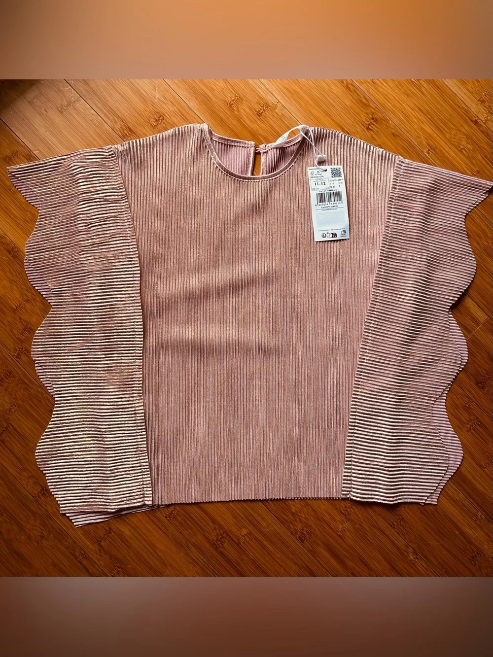 Mango Dusty Rose Pleated Two-Piece Set with Scalloped Sleeves